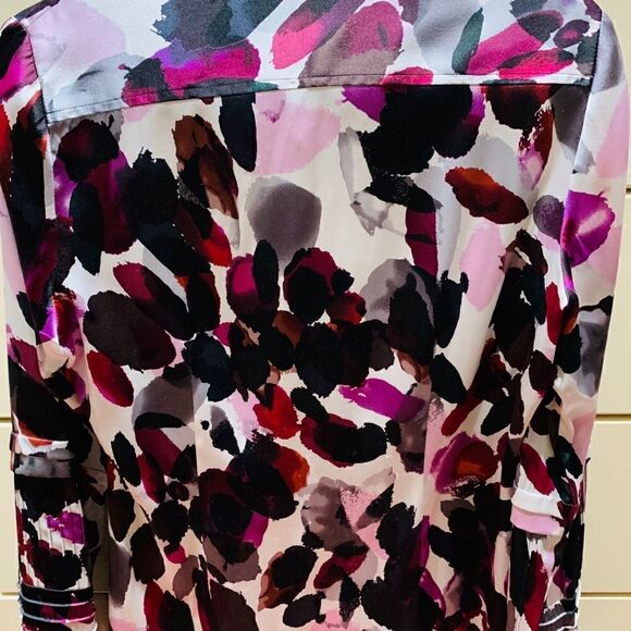 Multi colored satin blouse - Picture 6 of 8